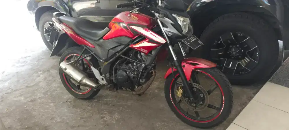 Cb 150 r old 2014