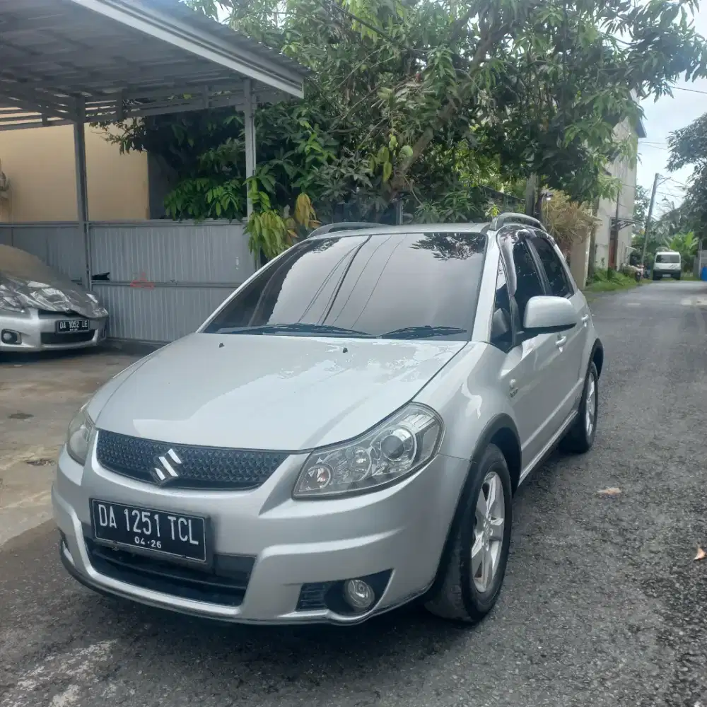 X Over facelift 2010 autometic