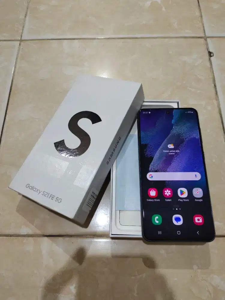 Samsung s21 fe 5G 8/256 ex resmi grey mukus fullset ori