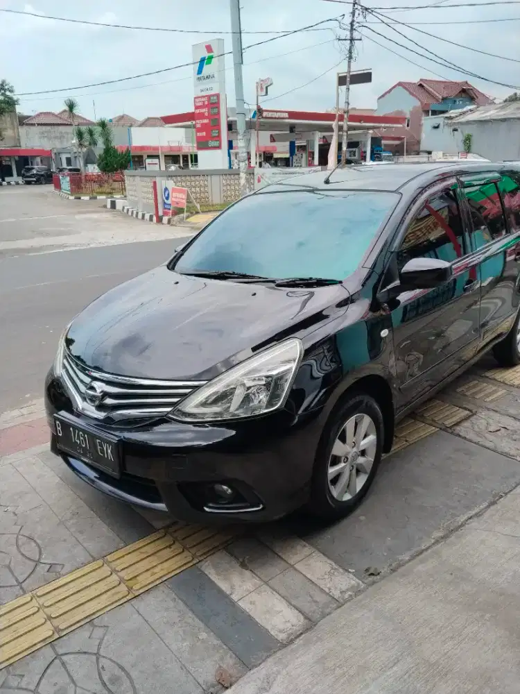 Grand livina 1,5 xv 2014