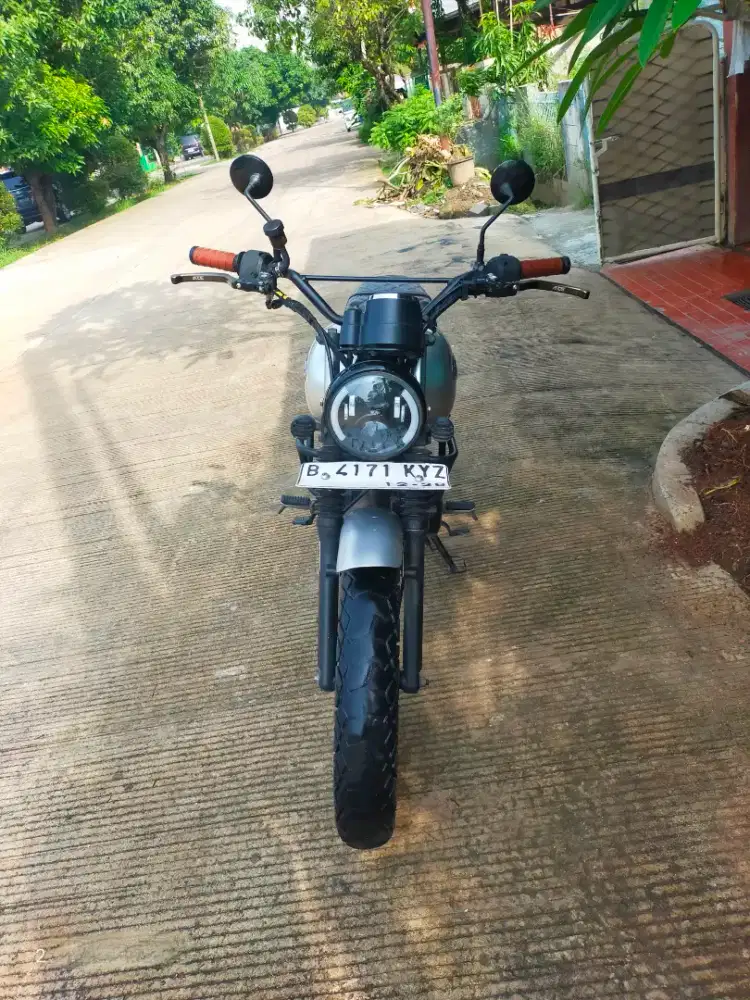 KAWASAKI W 175 SE GAGAH MACO SGT TERAWAT