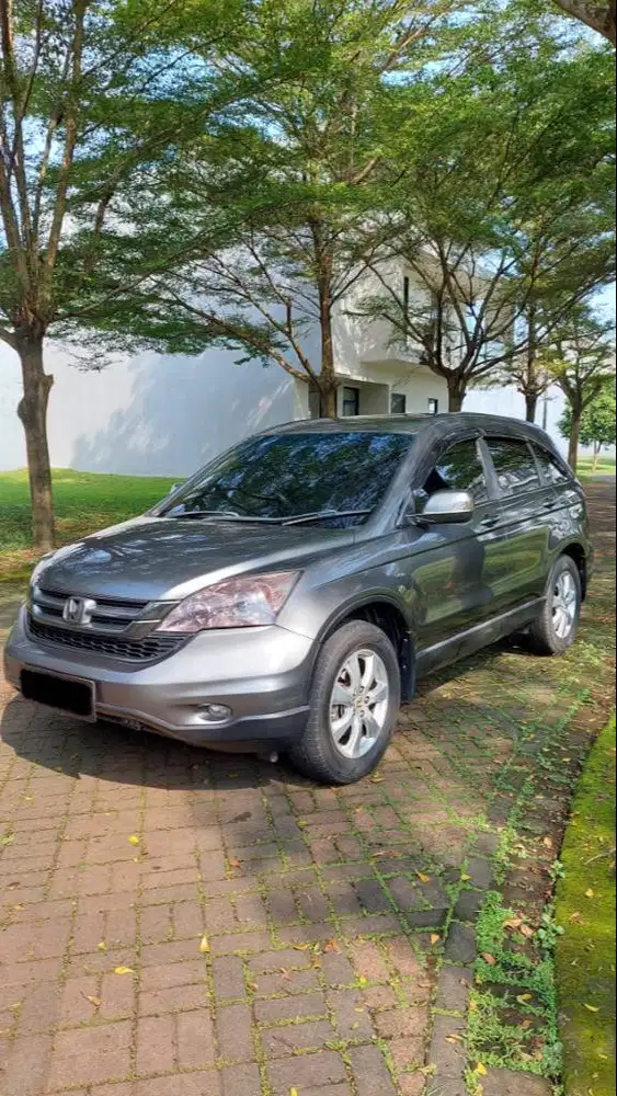 Dijual CRV 2.0 tahun 2011 Matic (Abu-abu Metalik)