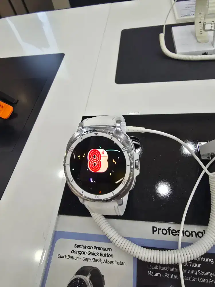 SAMSUNG GALAXY WATCH 8 CLASSIC