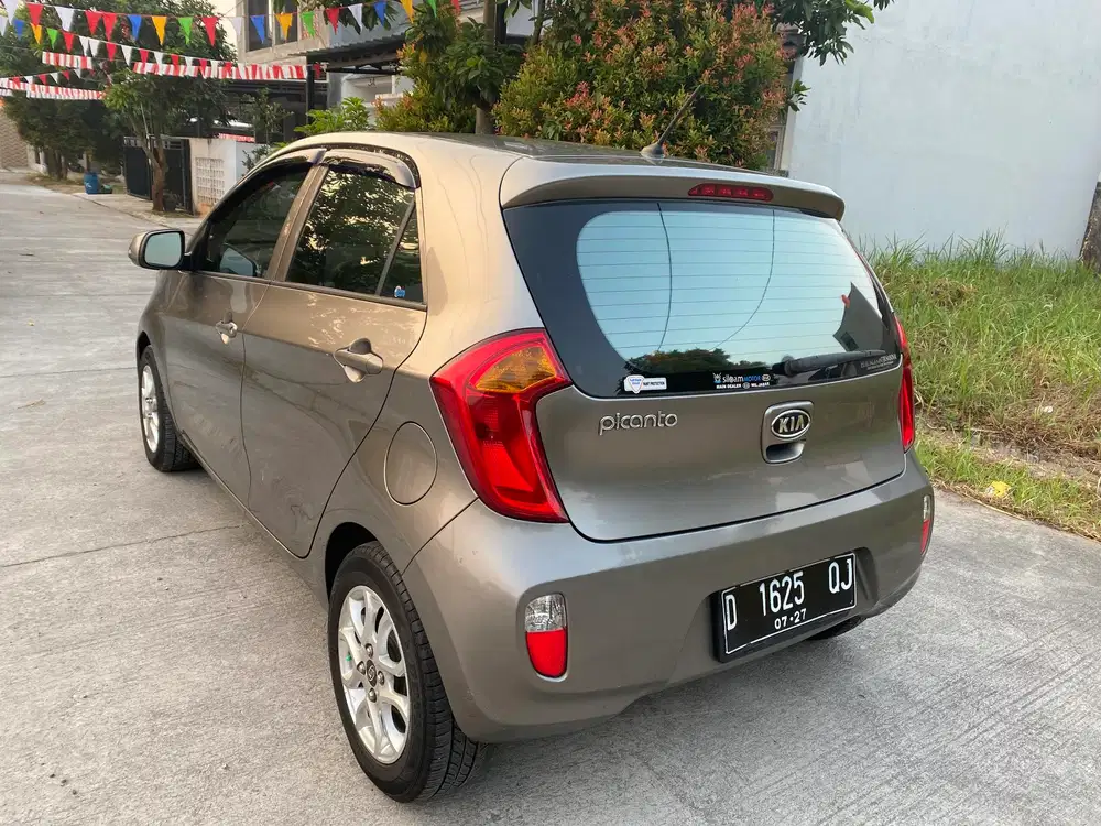 Kia Picanto 2012 Bensin