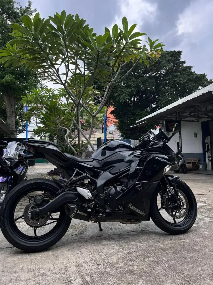 Ninja ZX25 R 2022
