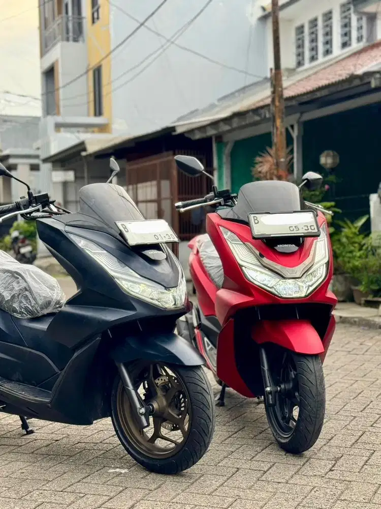 LOW KM UNDER 1K❗️HONDA PCX ABS 160 TH 2025-2024 LIKE NEW GRESS