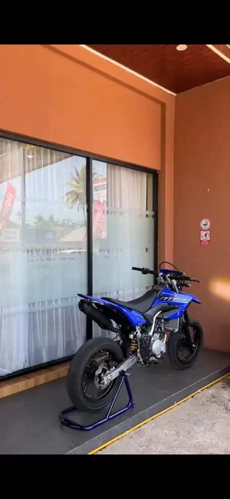 Yamaha WR 155R Biru