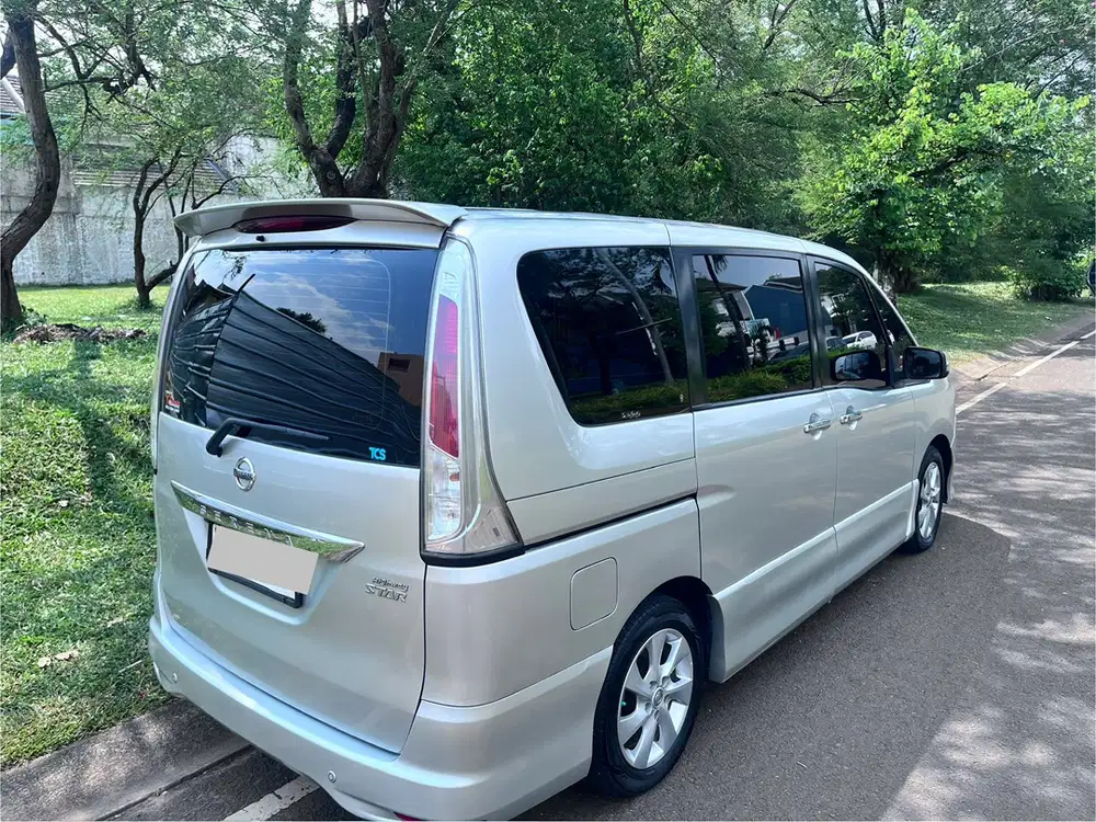 Nissan Serena 2013 Bensin