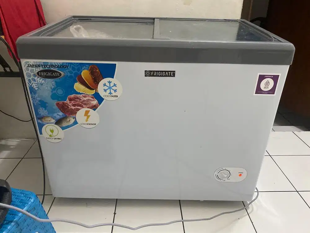 Jual cepat Freezer, Kulkas, mesin cup
