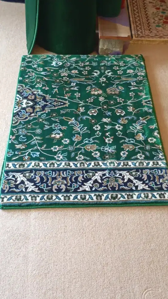 Karpet imaman tipe roudhoh