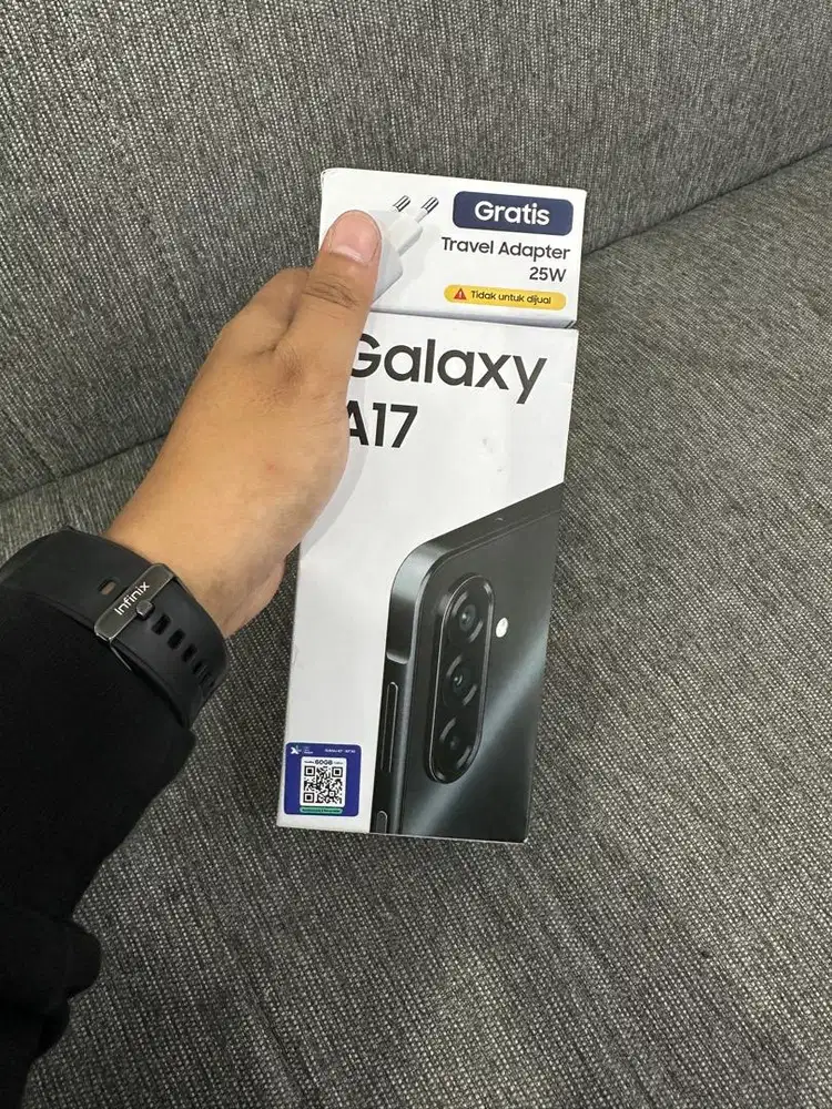 Samsung A17 4G 8 /128 Baru Cuma Di buka Plastik aja