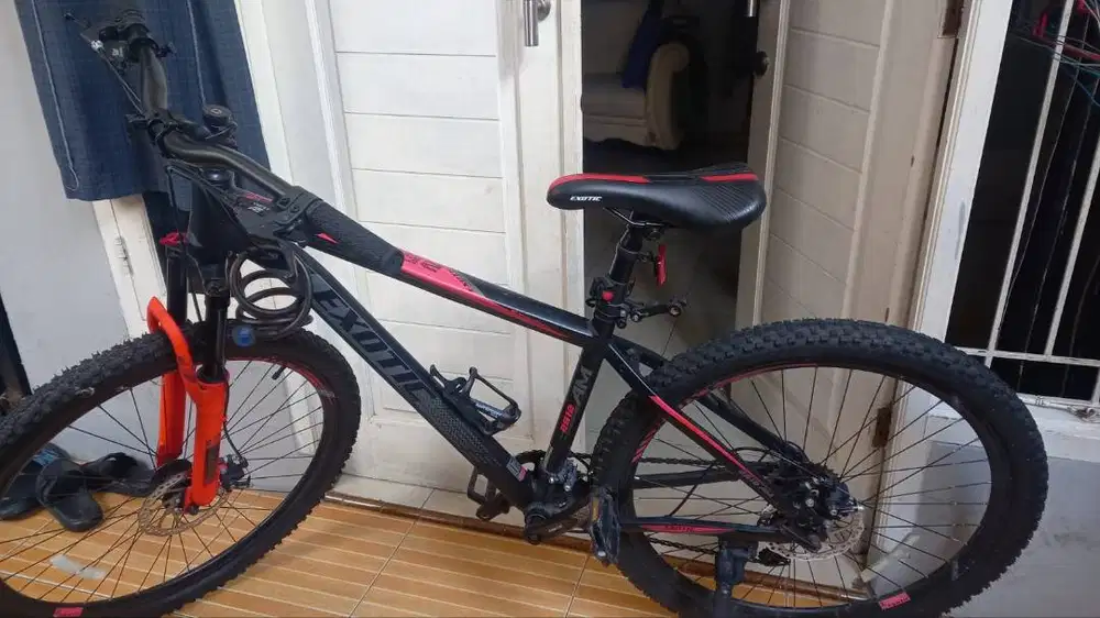 JUAL BUTUH Sepeda Gunung Exotic ET2612Ah Frame 26 Inch Alloy Fork Lock