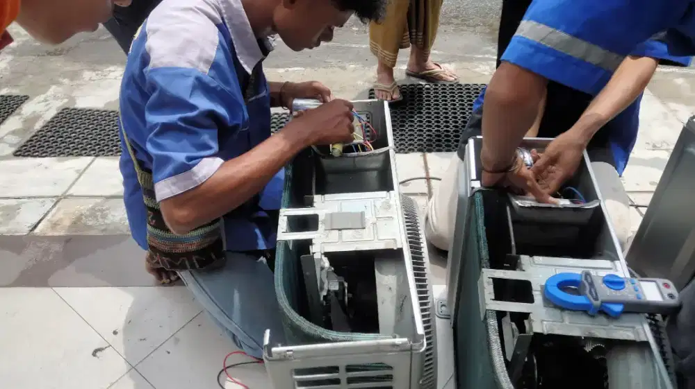 SERVICE MESIN CUCI,DISPENSER,WATER HEATER,KULKAS,AC DLL BERGARANSI