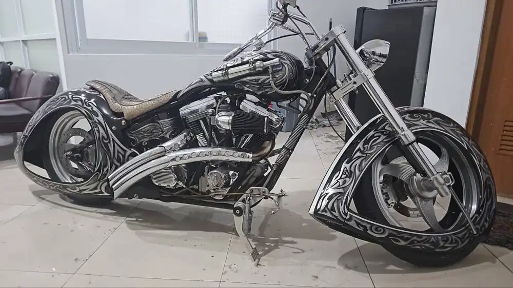 HARLEY SOFTTAIL EVO 99