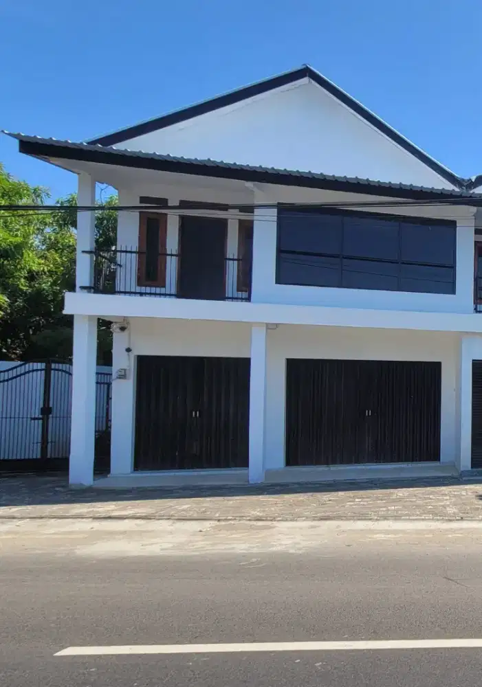 Disewakan Ruko 2 Lantai Lokasi Strategis