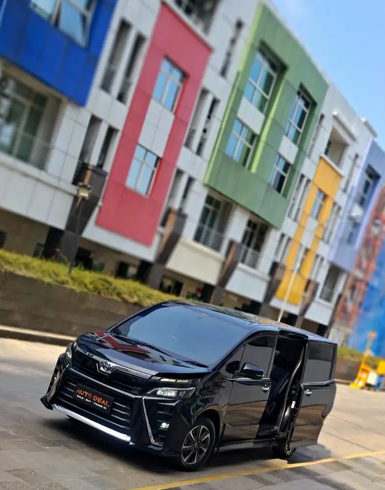 TDP 5 JT | Toyota Voxy 2.0 AT 2018 SUPER MULUS