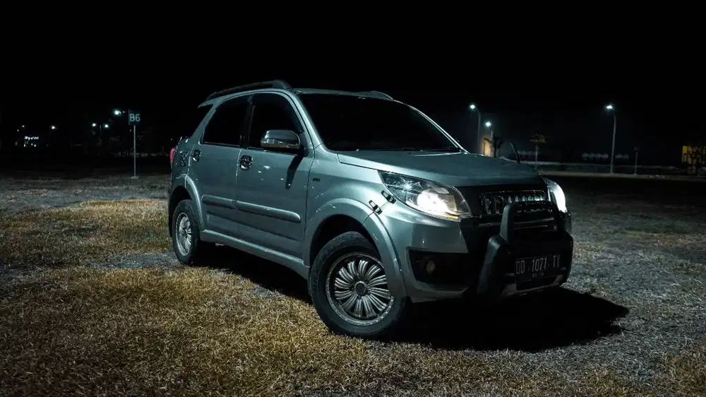 toyota rush silver automatic at tahun 2007