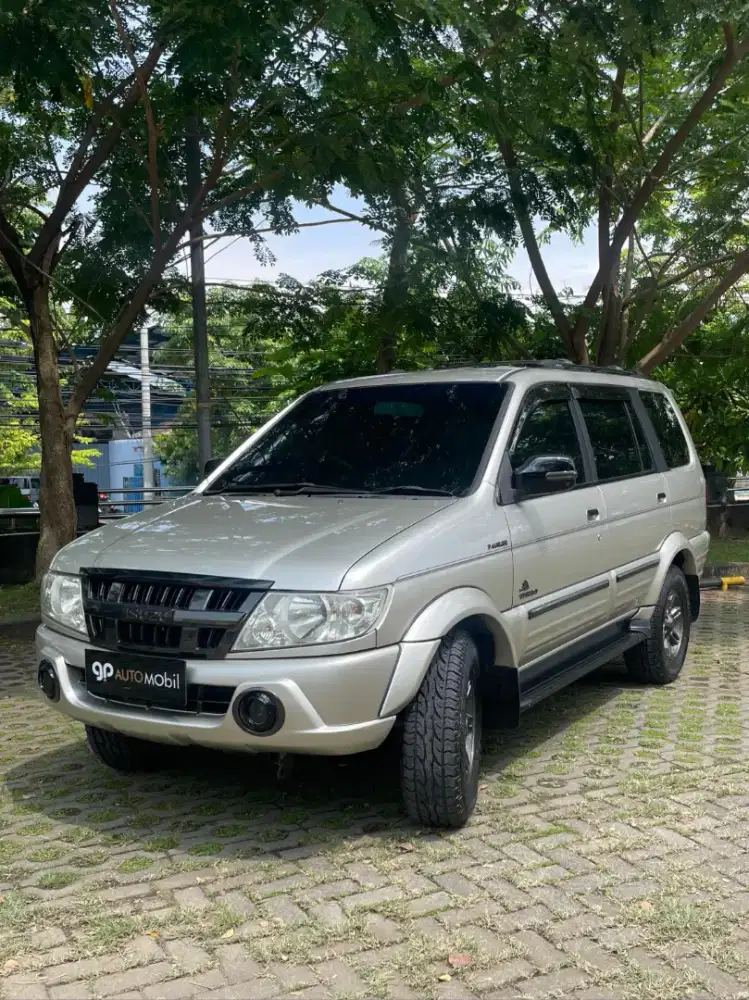 Panther Grand Touring 2011 2.5DieselTurbo Manual Slvr Mtlk(H) Top Cond