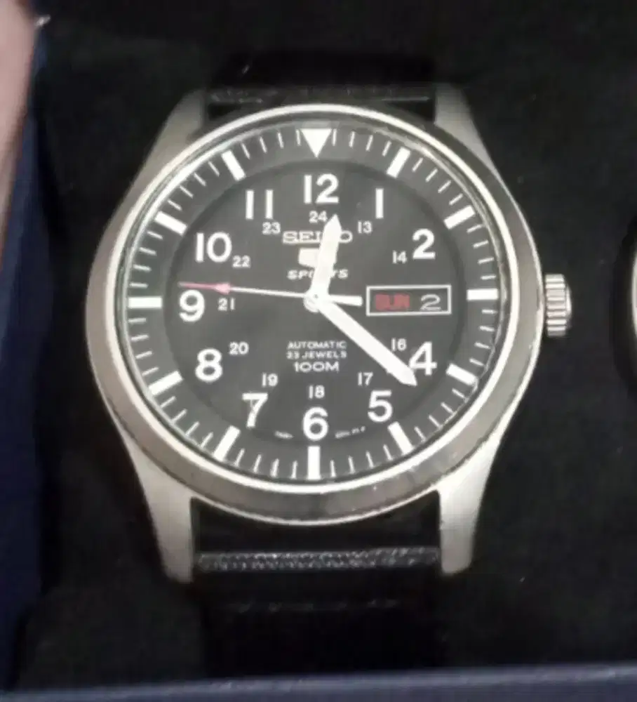 Seiko 5 Military Automatic