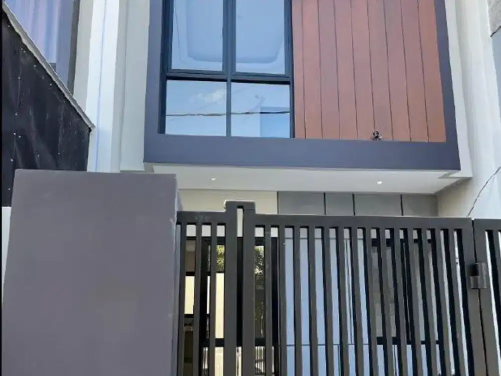 Rumah Baru Gress Manukan dekat Pakuwon. Benowo, Lakarsantri (DND)