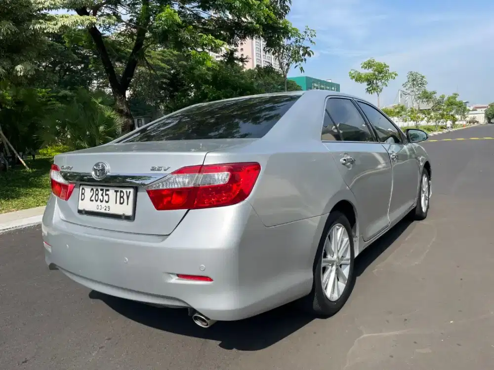 Camry v 2,5 2013
