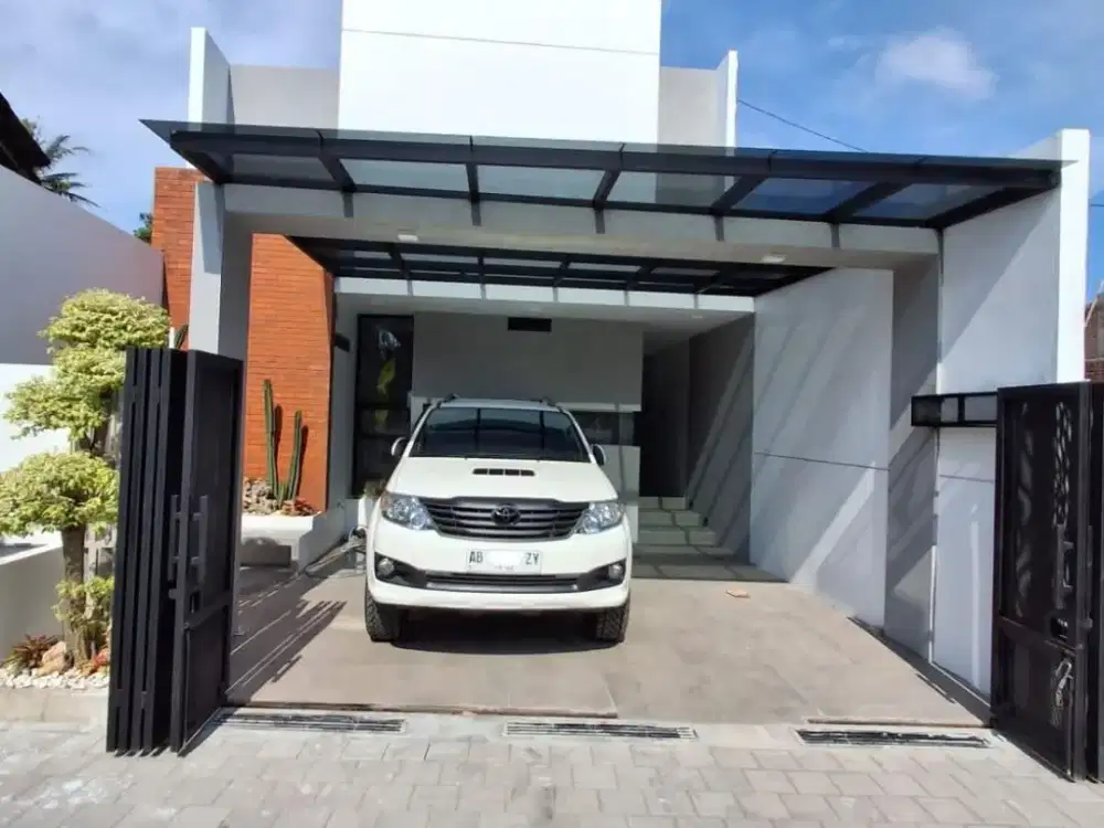 RUMAH MEWAH KONSEP VILLA, FREE FURNISHED DI NGAGLIK