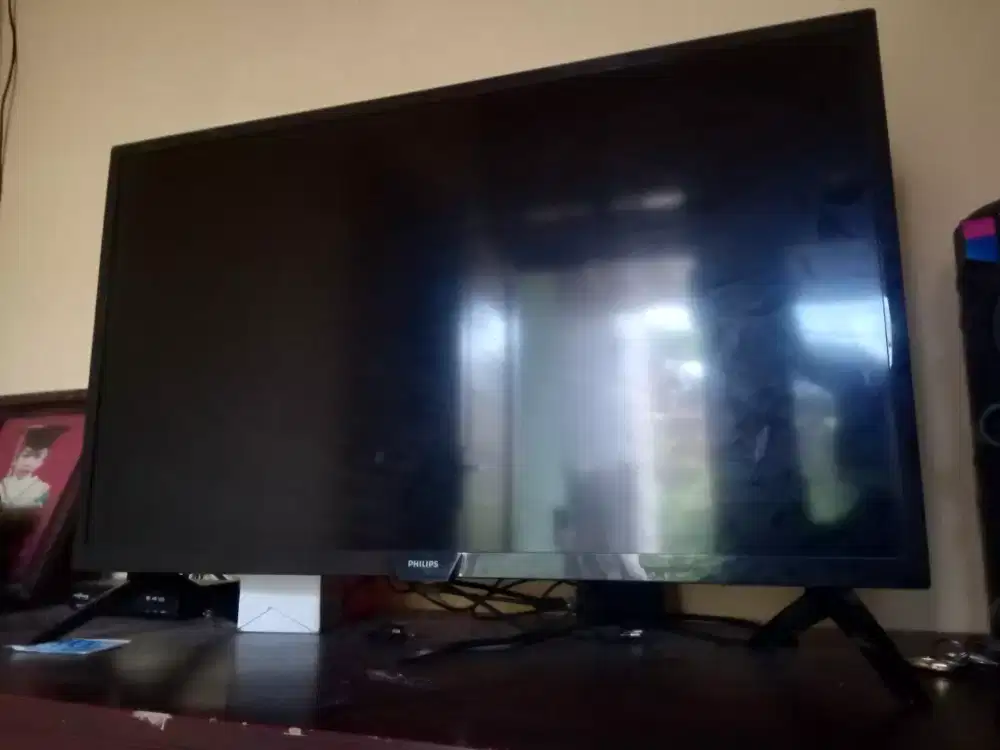 PHILIPS TV LED 32 Kondisi Blank