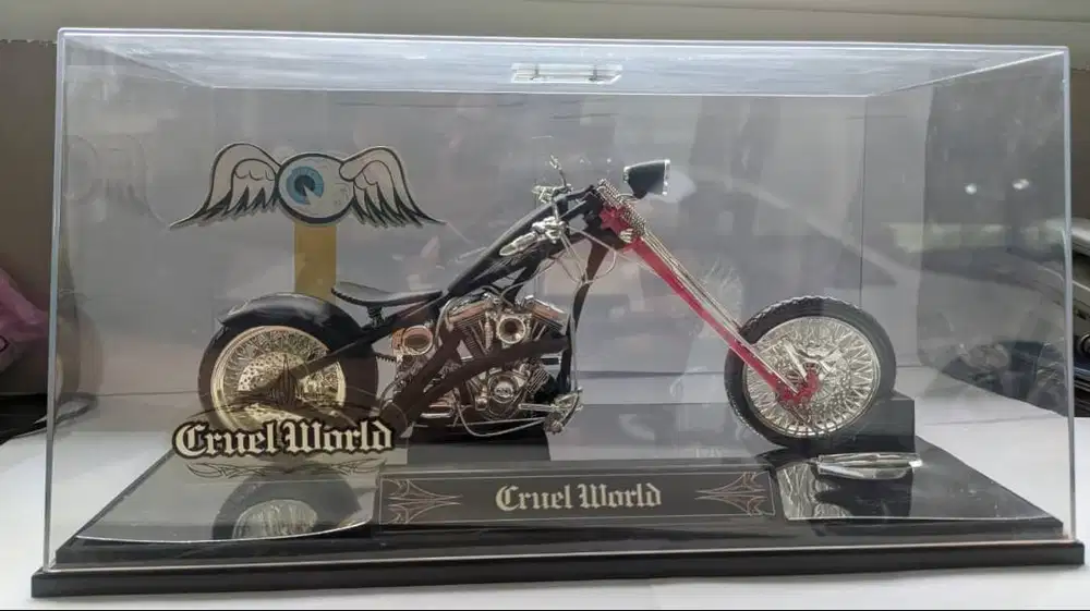 Von Dutch Cruel World Chooper