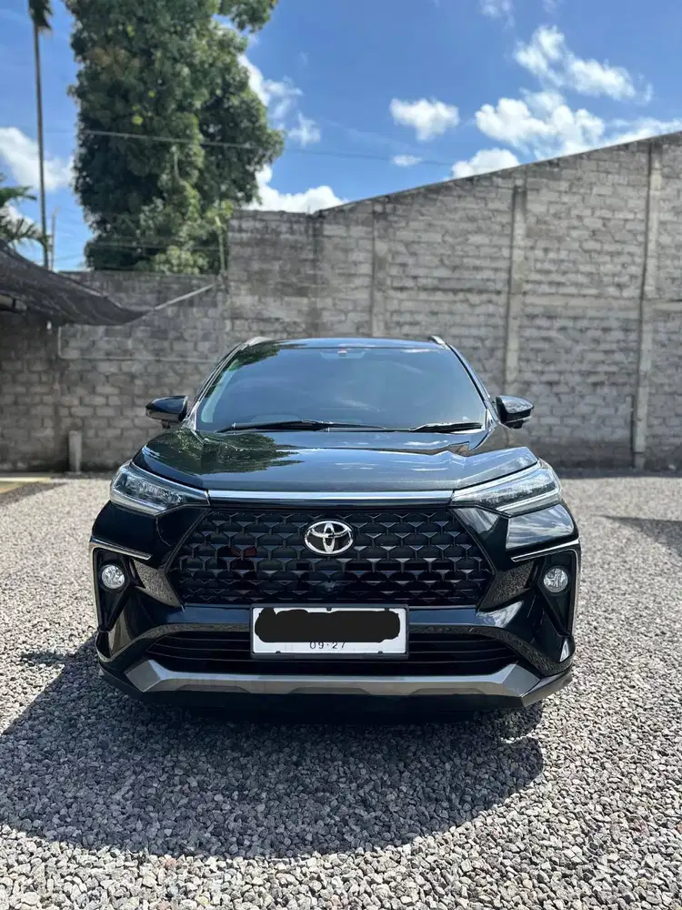 Dijual Toyota Avanza Veloz Q TSS 2022 HItam