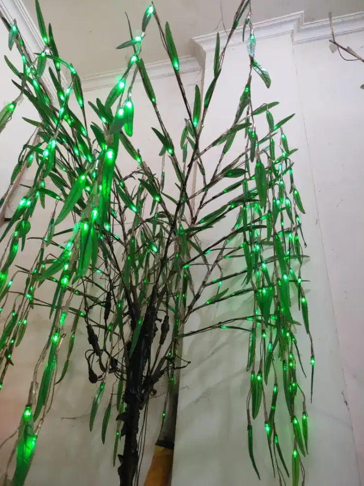 DiCari 1 orang Pria/Wanita jaga toko listrik