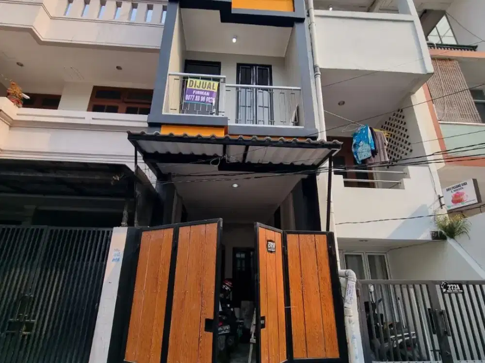 Rumah Baru 4 Kamar Tidur hanya 10 menit Ke Mall Central Park Tanjung Duren