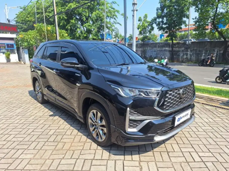 LOW DP Toyota Kijang Innova 2.0 Zenix Q HV CVT TSS Modellista 2PJ