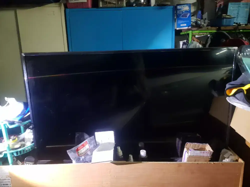 Dijual Tv TCL Kondisi terawat