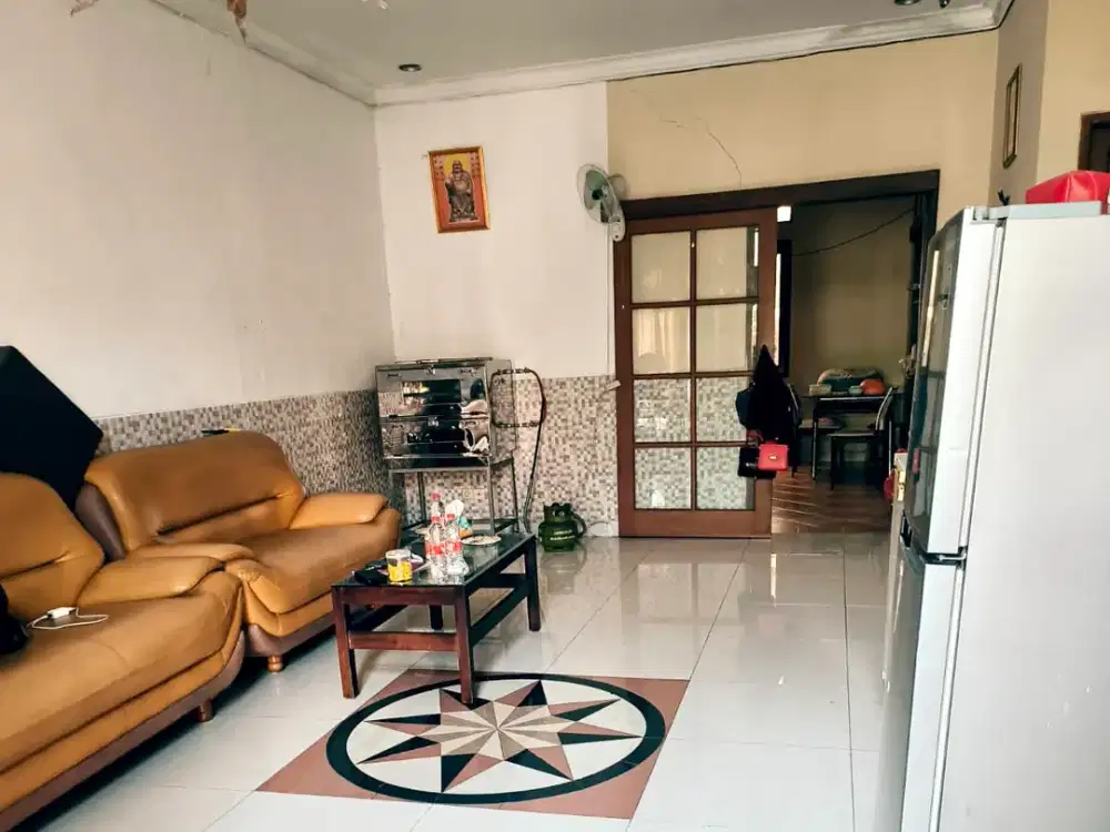 Dijual Rumah Bagus di Cluster Taman Sari Harapan Indah