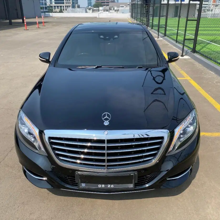 Mercedes Benz S400 AVG Tahun 2015