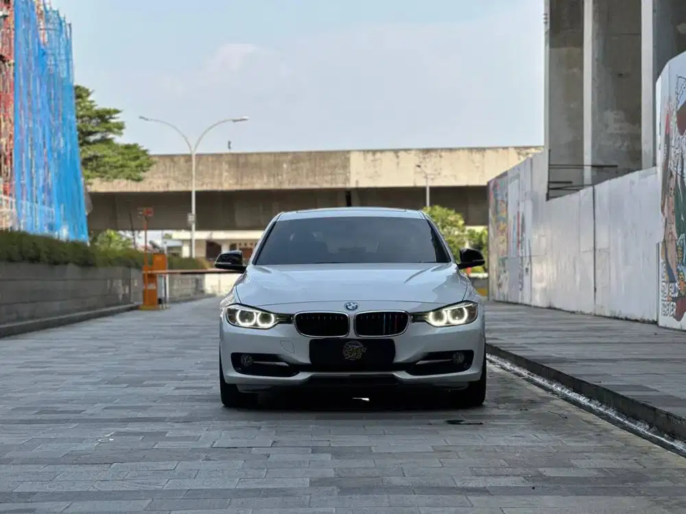 MOBIL STARBOYYYY !!! BMW 328i F30 2.0 AT 2014