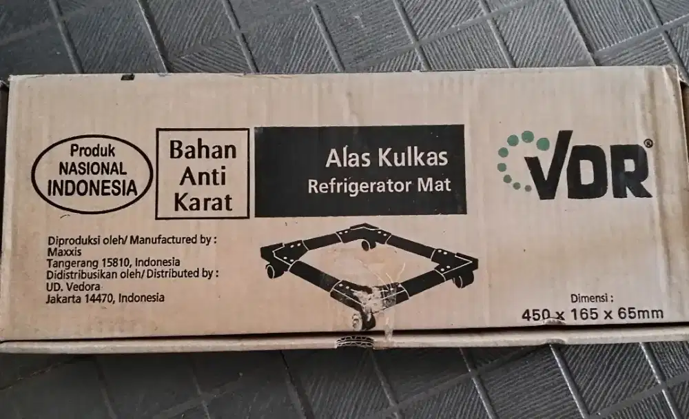 Roda Alas Kaki Lemari es