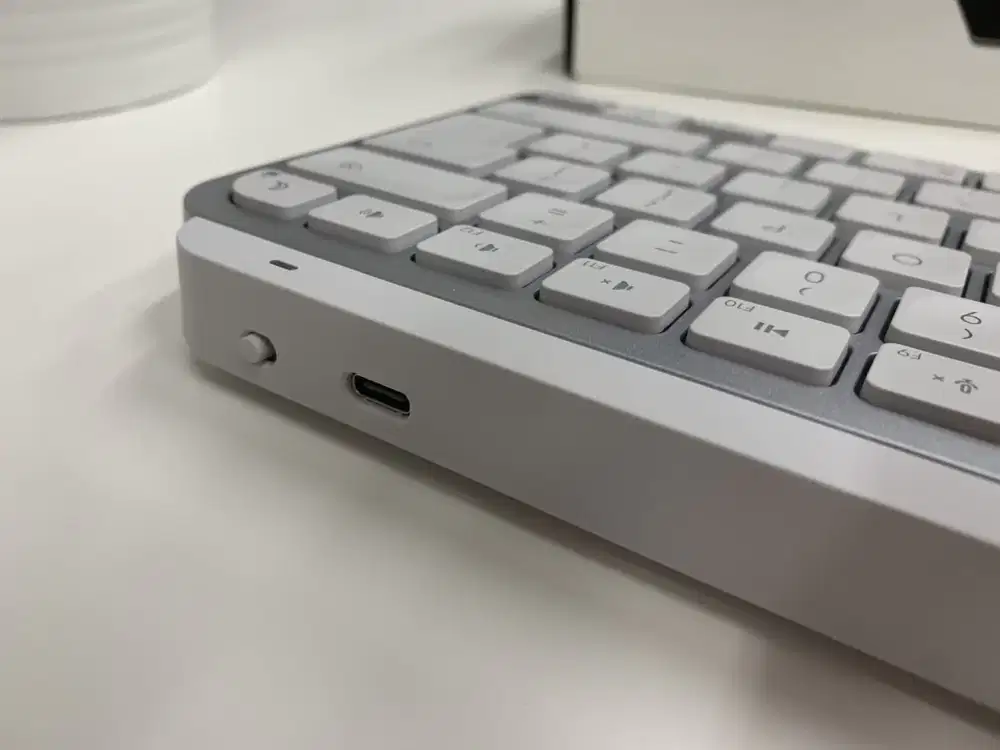 Logitech MX Keys Mini for Mac (wireless bluetooth Keyboard)