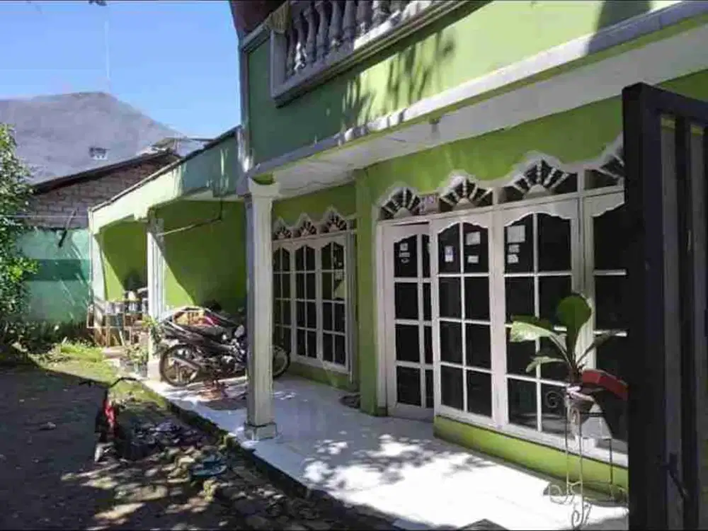 dijual rumah 2 lantai di Kalisari Pasar Rebo Jakarta Timur