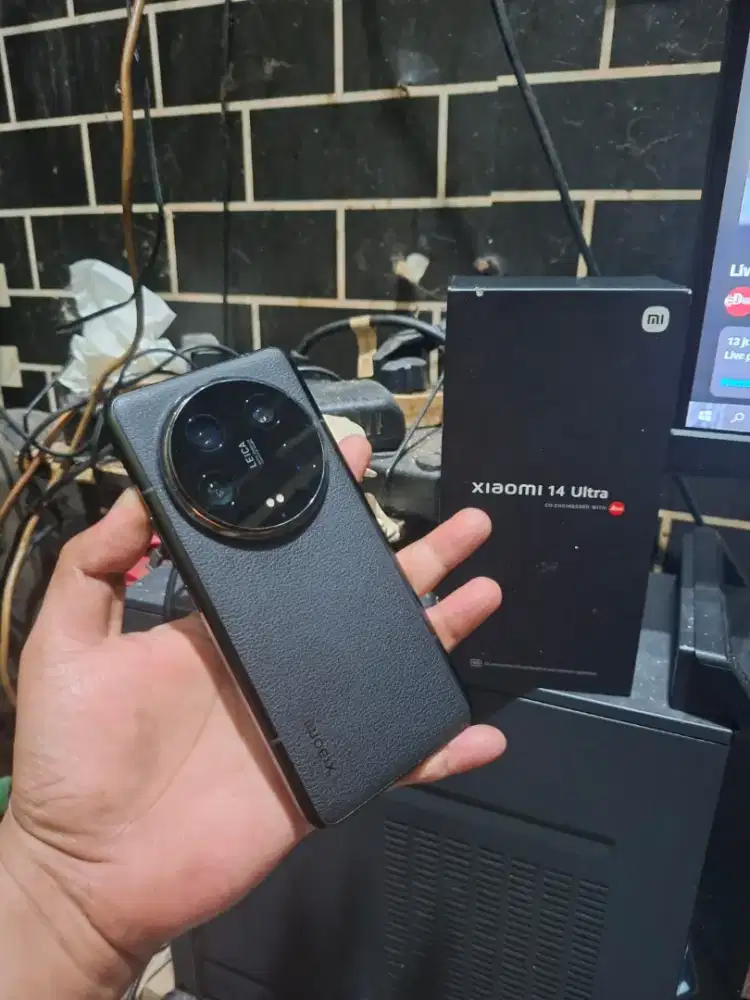 Xiaomi 14 Ultra 5G Ram 16/512Gb Normal Siap Pakai