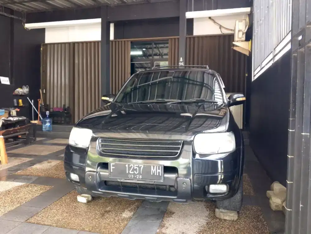 jual cepat ford escape matic