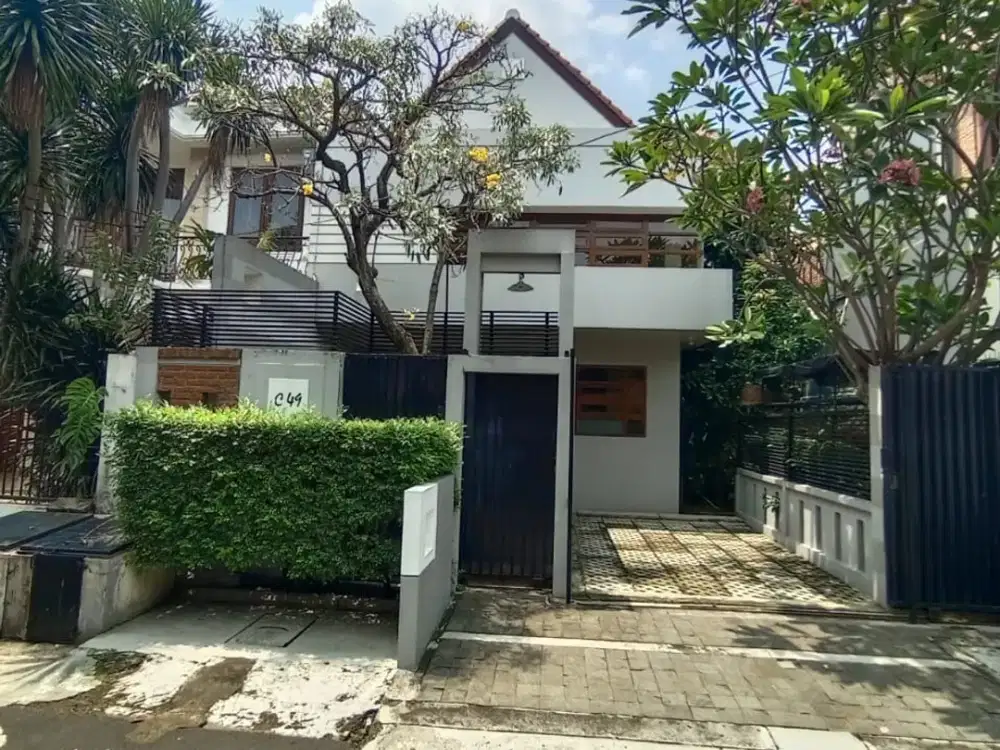 Disewakan Rumah Siap huni di Jalan MPR, Cipete Cilandak