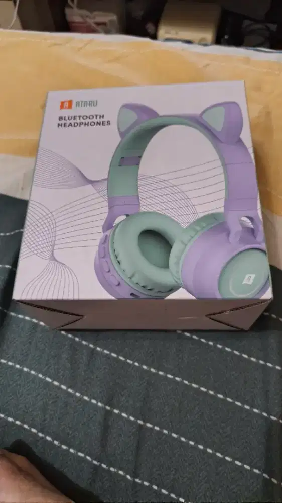 Gift kado Ataru headphones Bluetooth baru
