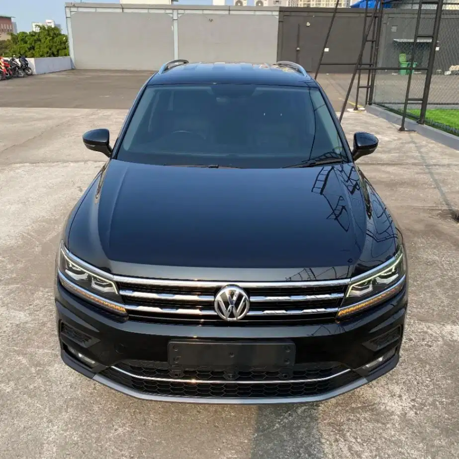 Volkswagen Tiguan Allspace 1.4 at Tahun 2021