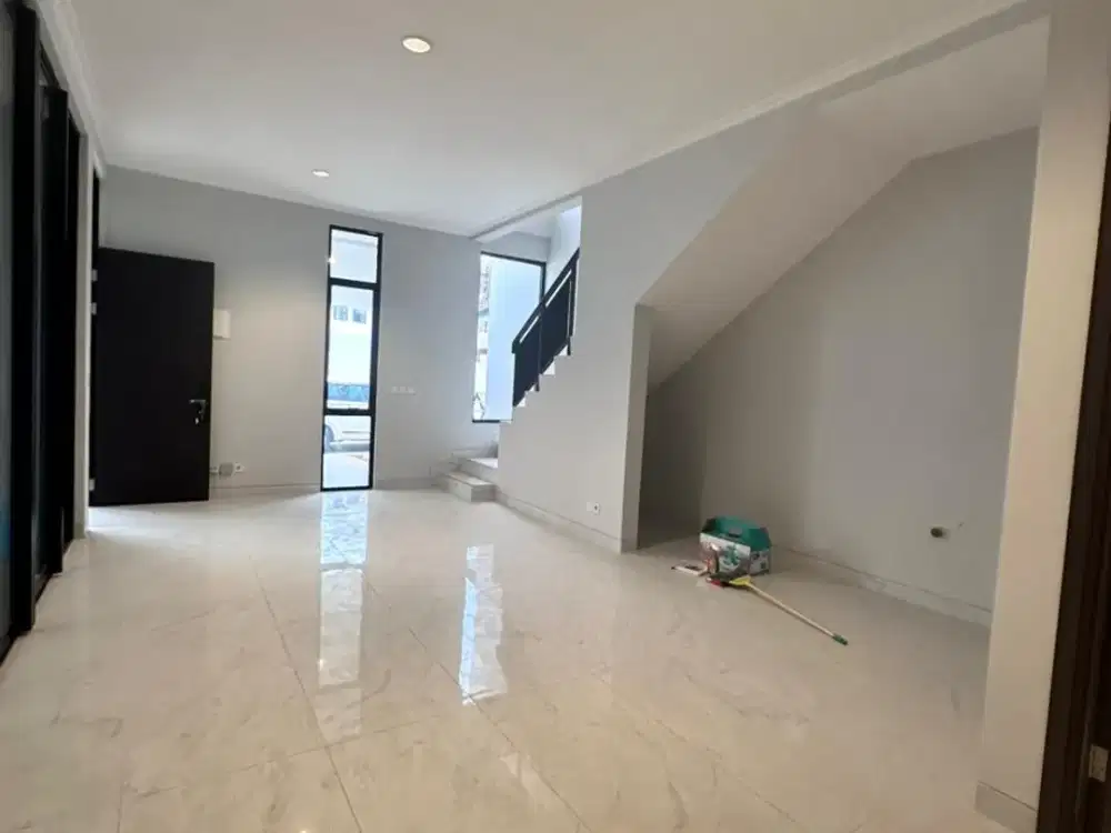 Disewakan Rumah Kuningan Village PIK 2 Kondisi Unfurnished Uk. 8 x 15 M2