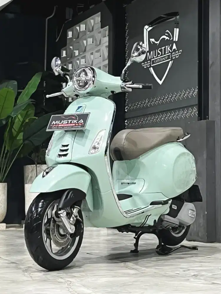 VESPA PRIMAVERA 150 ABS 2023 - Chintia Mustika