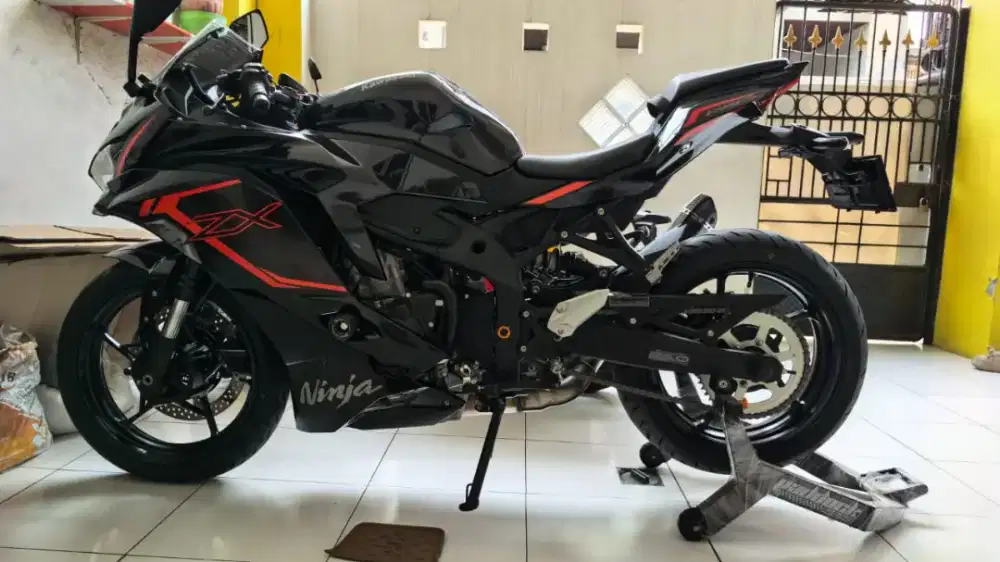 Di jual BU ninja ZX 25R QS 2025