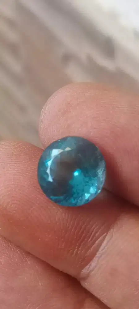 Blue topaz natural London blue 6 ct