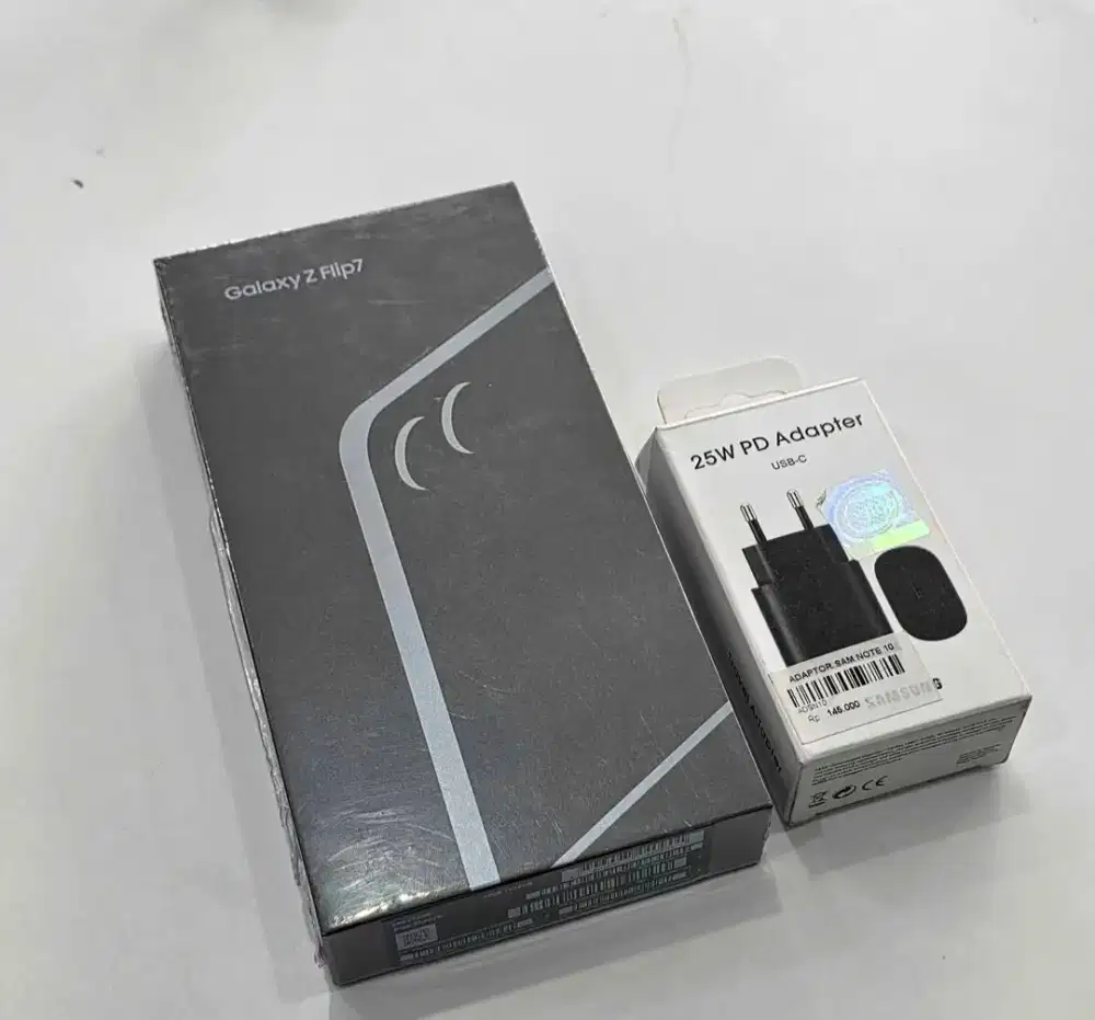 SAMSUNG ZFLIP 7 5G RAM 12/256&512 FREEFIT3+TA25W GARANSI RESMI SEIN1TH