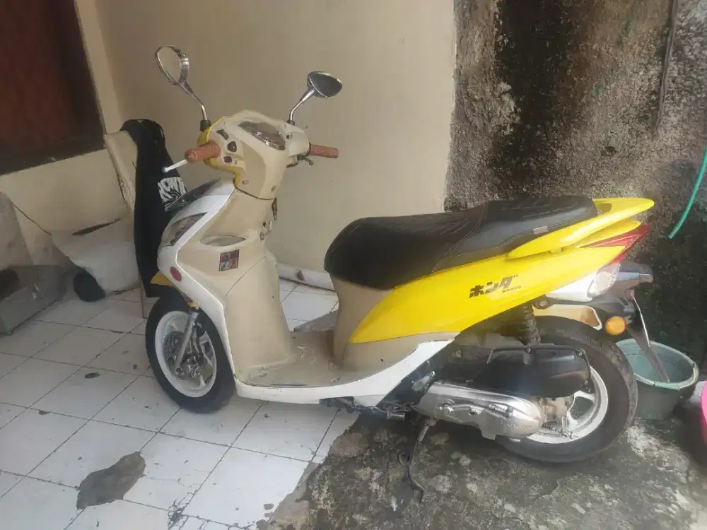 Honda Spacy karbu 2011
